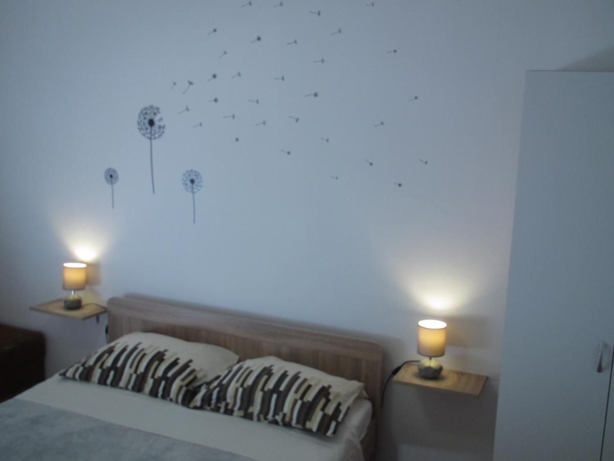 Apartment Rota Zára Kültér fotó